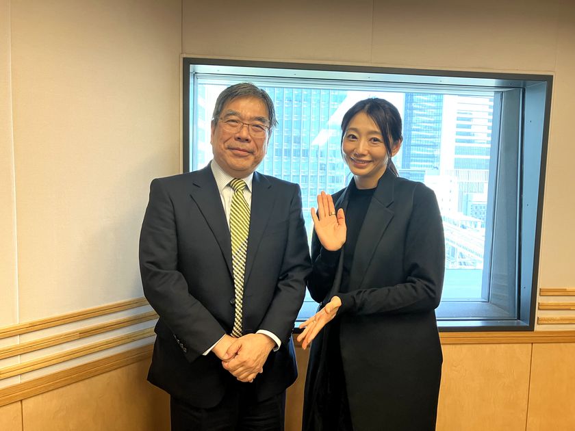 ストレージ王 代表取締役社長・荒川滋郎がFMラジオ番組
「眞鍋かをりのBUSINESS FRONTIERS」に出演