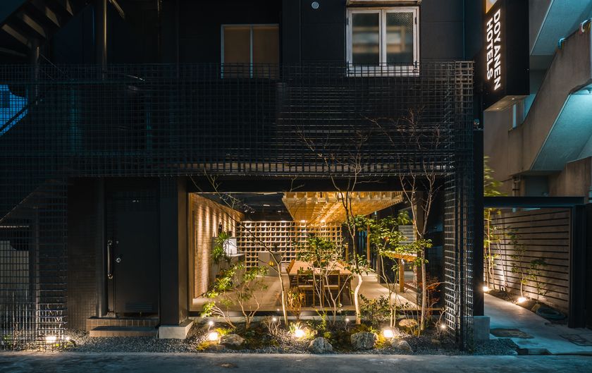 大阪・西成「あいりんエリア」にどやねんホテルズ8棟目となる
「BAKURO 3 - DOYANEN HOTELS」をグランドオープン
