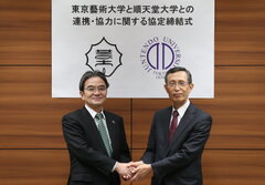 宮田学長（左）、木南学長