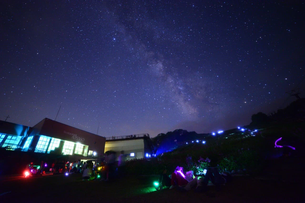 ゴンドラ山頂で夜のコケテラリウムワークショップも【白馬五竜】