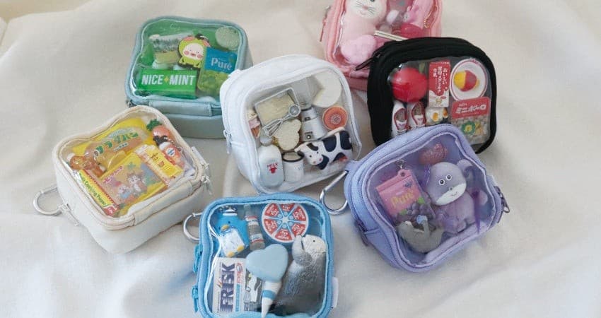 【ガチャ活フリークに朗報!】ただのポーチじゃない!ガチャ詰めできちゃう実用性◎カラビナ付きWファスナーポーチ『GACHA-PO(ガチャぽ)』が新発売!