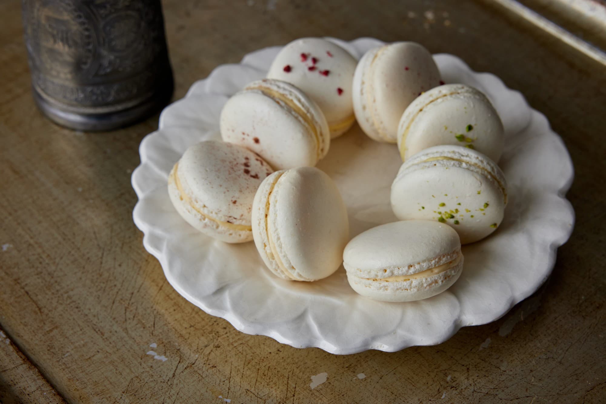 エシレ・ラトリエ デュ ブール<麻布台ヒルズ>より、エシレ初のマカロン登場! 「マカロン・オ・ブール・エシレ」 2025年6月20日(金) 新発売