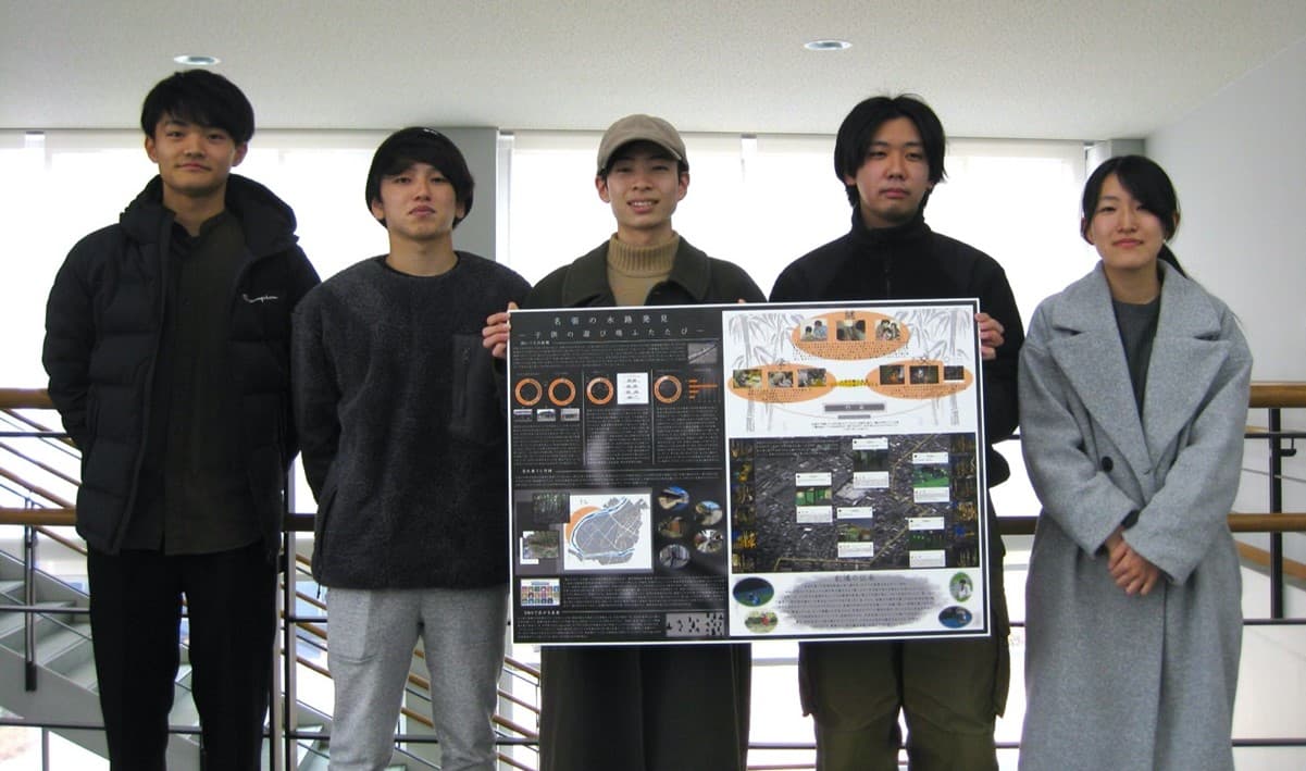 全国高専デザインコンペティションで審査員特別賞を受賞 名張市長を表敬訪問 受賞を報告