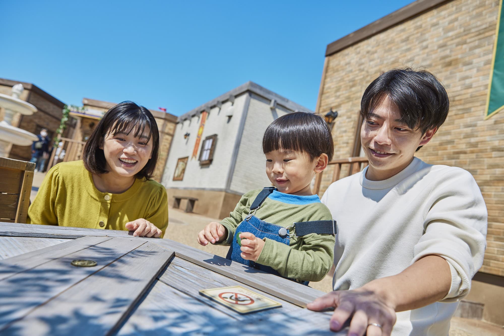 本日より開催!兵庫県淡路島「ニジゲンノモリ」をお得に楽しもう! ドラゴンクエスト アイランド「ありがとう関西キャンペーン」~淡路島で見つける、家族のかたち~