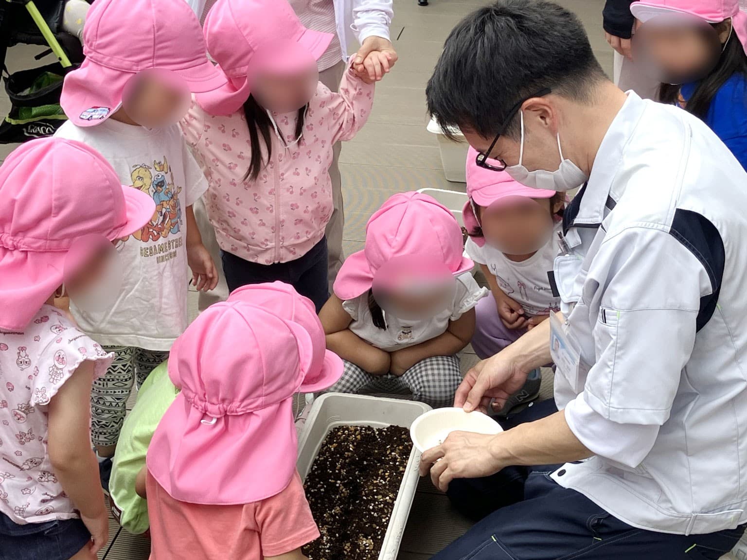 ひまわり彩る夏へ! 医療複合施設 i-Mall 「緑の回廊プロジェクト」