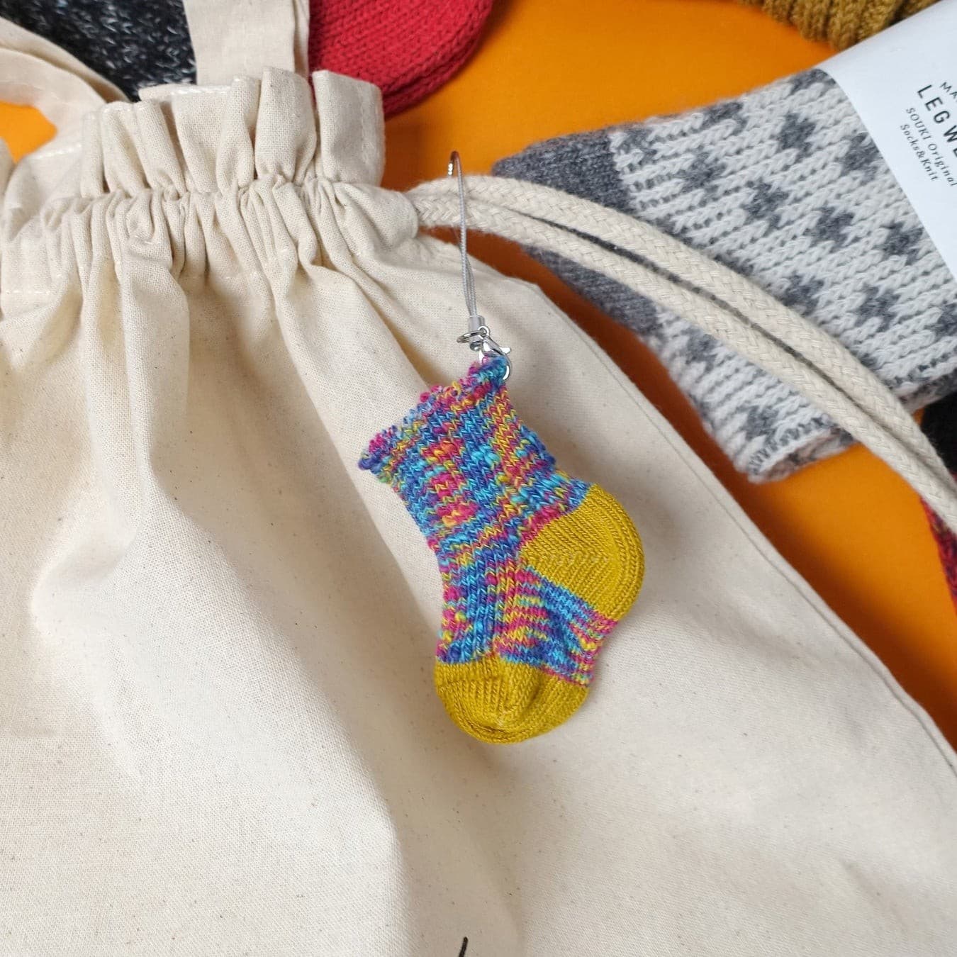 奈良の老舗靴下工場SOUKIの大人気アイテム「プチックス ストラップ」、4月23日(水)より【卸専用】販売スタート!