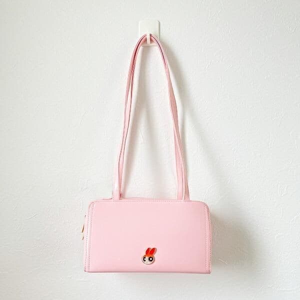 パワーパフガールズのショルダーバッグが可愛すぎ!?肩にかけやすい長い持ち手で、パワパフのバウンドコーデにもおすすめ!