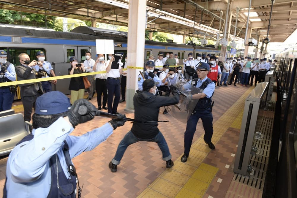 「粗暴犯対応訓練」を実施【相模鉄道】