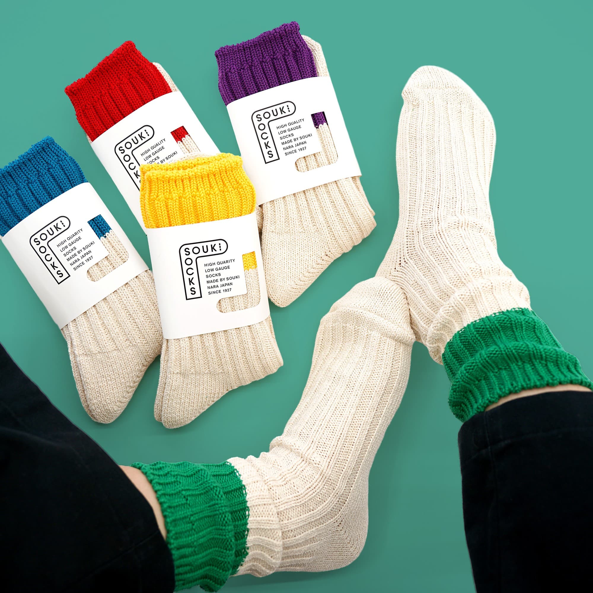 奈良・広陵町発、創業100年の靴下工場・創喜が提案 足元を彩るサステナブルなツートンカラーソックス