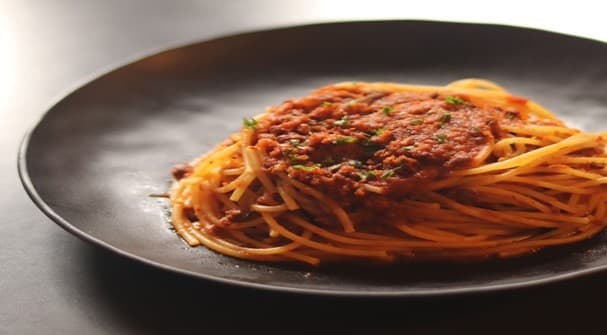 次世代食材・豆腐ミートを使ったパスタソースを開発 宗教やベジタリアンなど、思想の枠を超えて誰でも口にできる商品