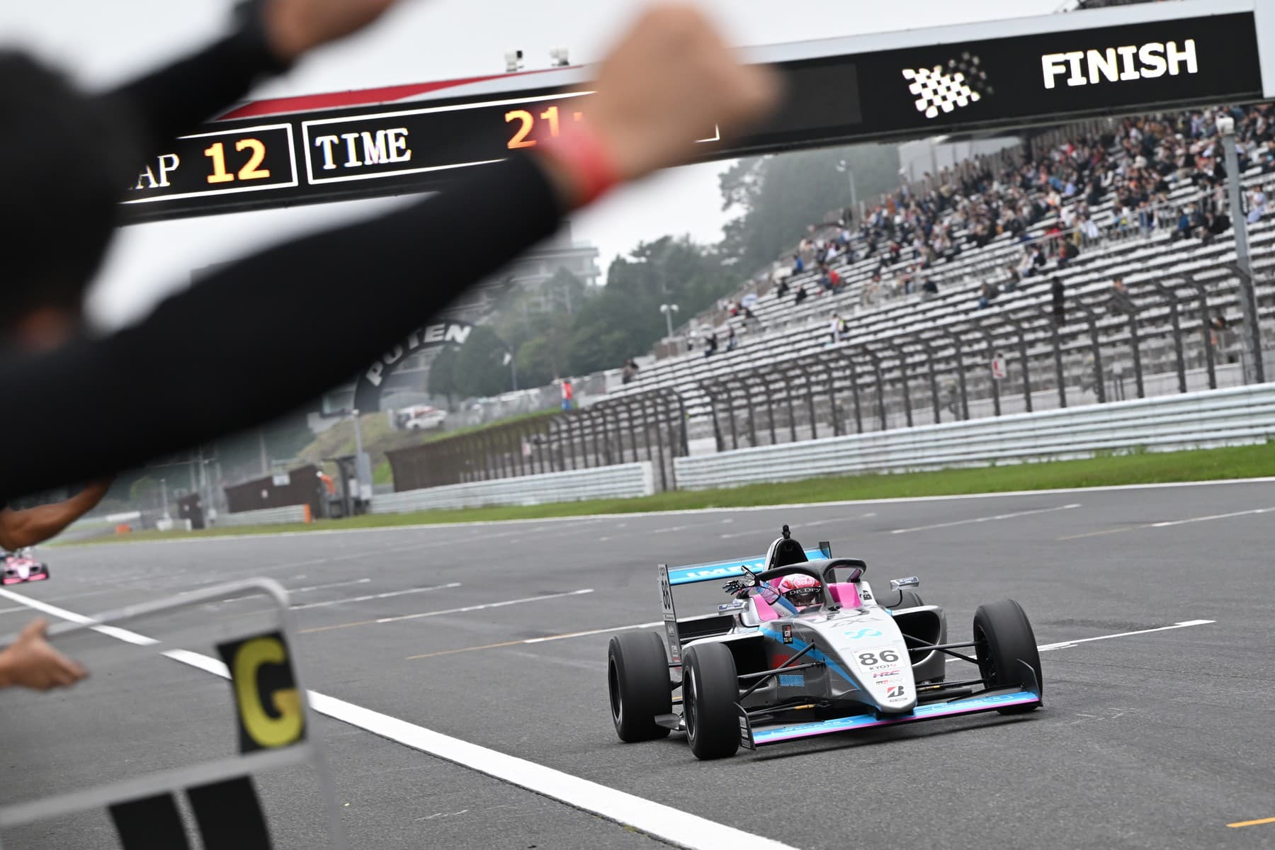 Rd.4を制した下野璃央が フォーミュラ導入初年度のシリーズチャンピオンに輝く