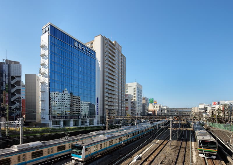 （株）臨海では今夏、神奈川・千葉・埼玉・大阪に計7校を新たに開校