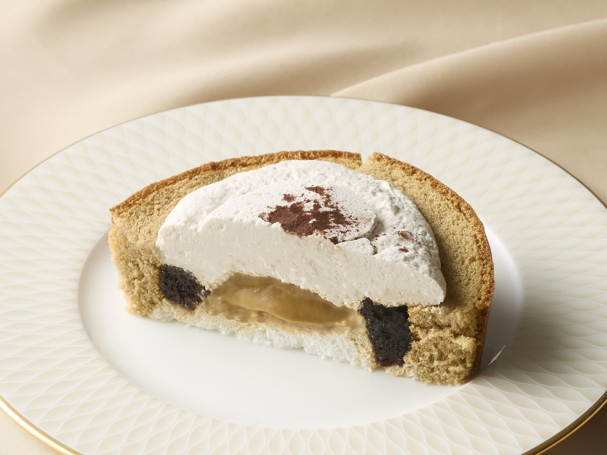 コロンビア産コーヒーを使用したコーヒーづくしのスイーツ 珈琲ロールケーキ 2025年6月10日(火) 新発売!