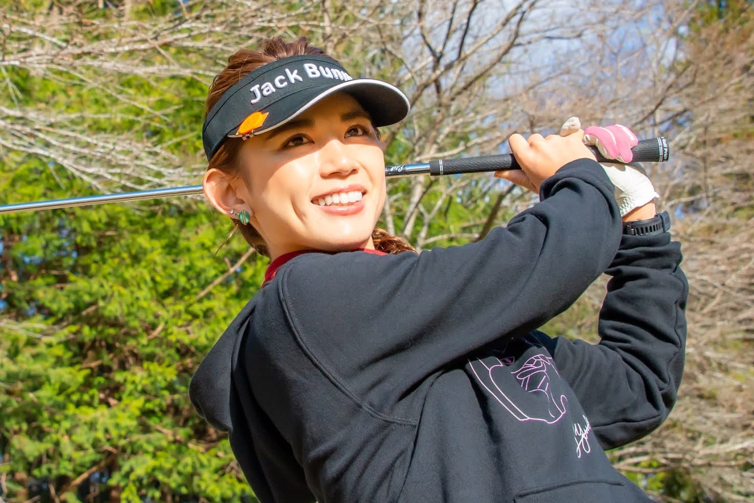 野球女子の坪井ミサトがパーカー＆ミニスカ姿で2度目の参戦！「ゴルフ女子 ヒロインバトル」1月2日（日）ひる1時30分 BS12で放送！