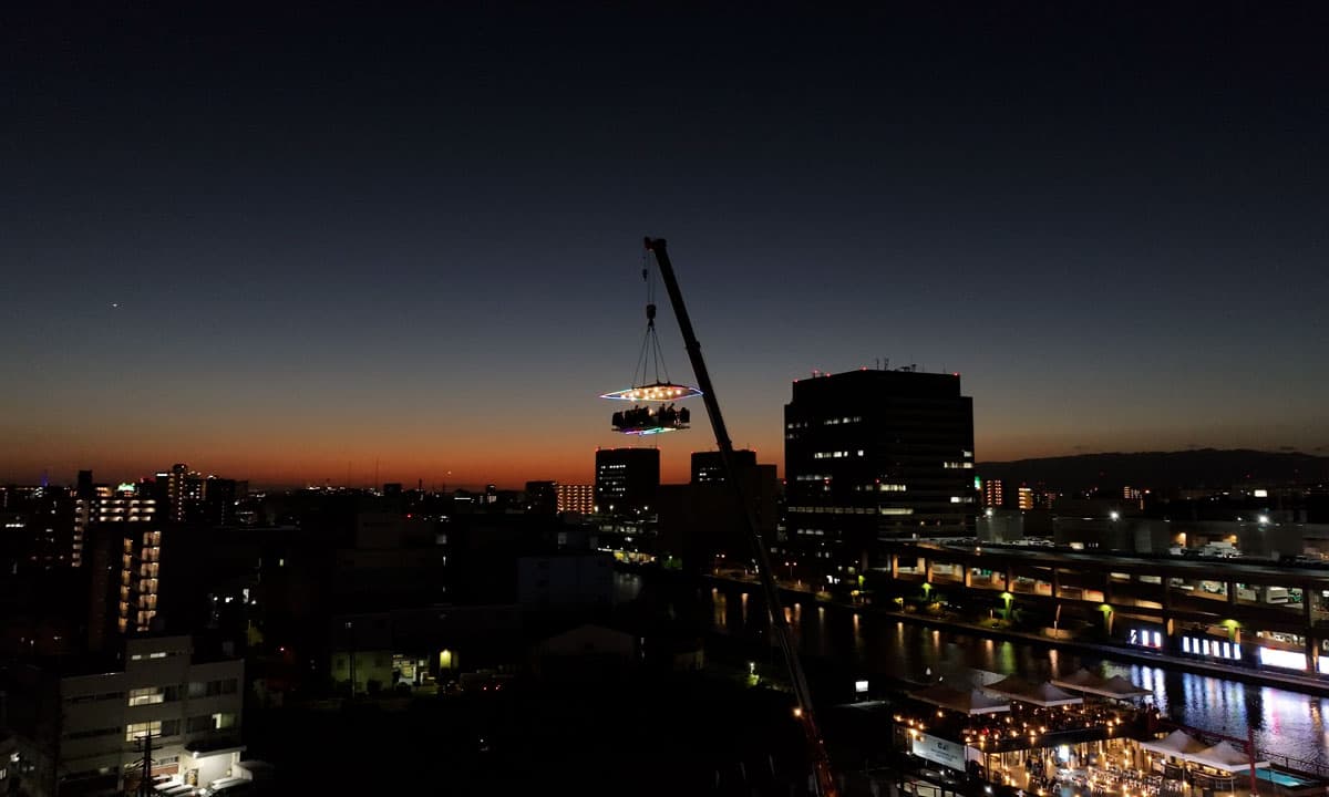 【大阪・中之島GATEサウスピア】空と水辺を繋ぐ究極の非日常体験、空中レストラン「Dinner in the Sky OSAKA」に選べる2つのセットプランが新登場!