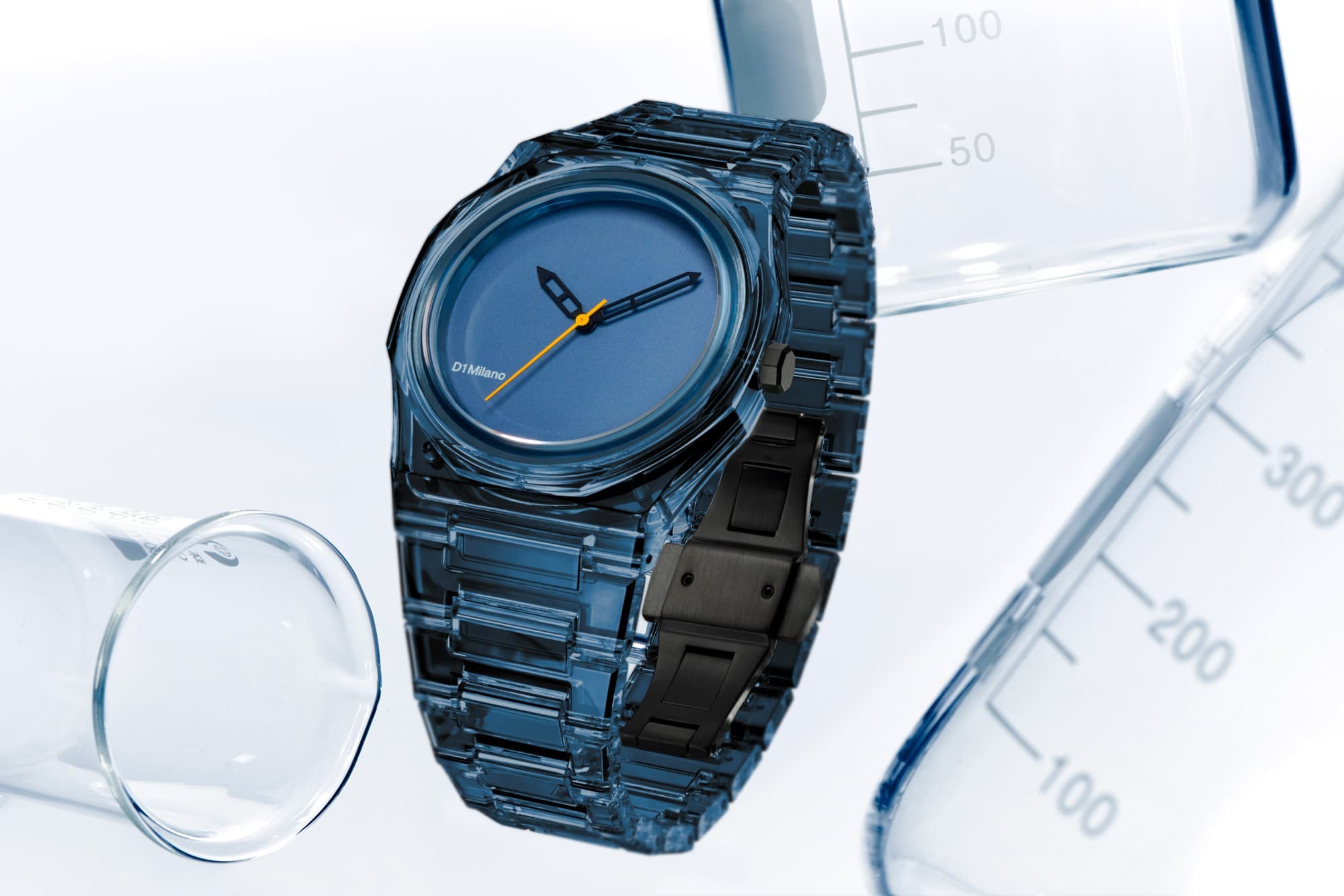 視線をさらう、新たな“透明”のかたち - D1 MILANO「NYLON」ウォッチシリーズ、春を感じる鮮烈な新色登場 -