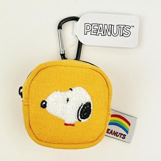 推しカラーで選べる!スヌーピーのカラフルなミニポーチが登場。かわいくて使い勝手も抜群です!