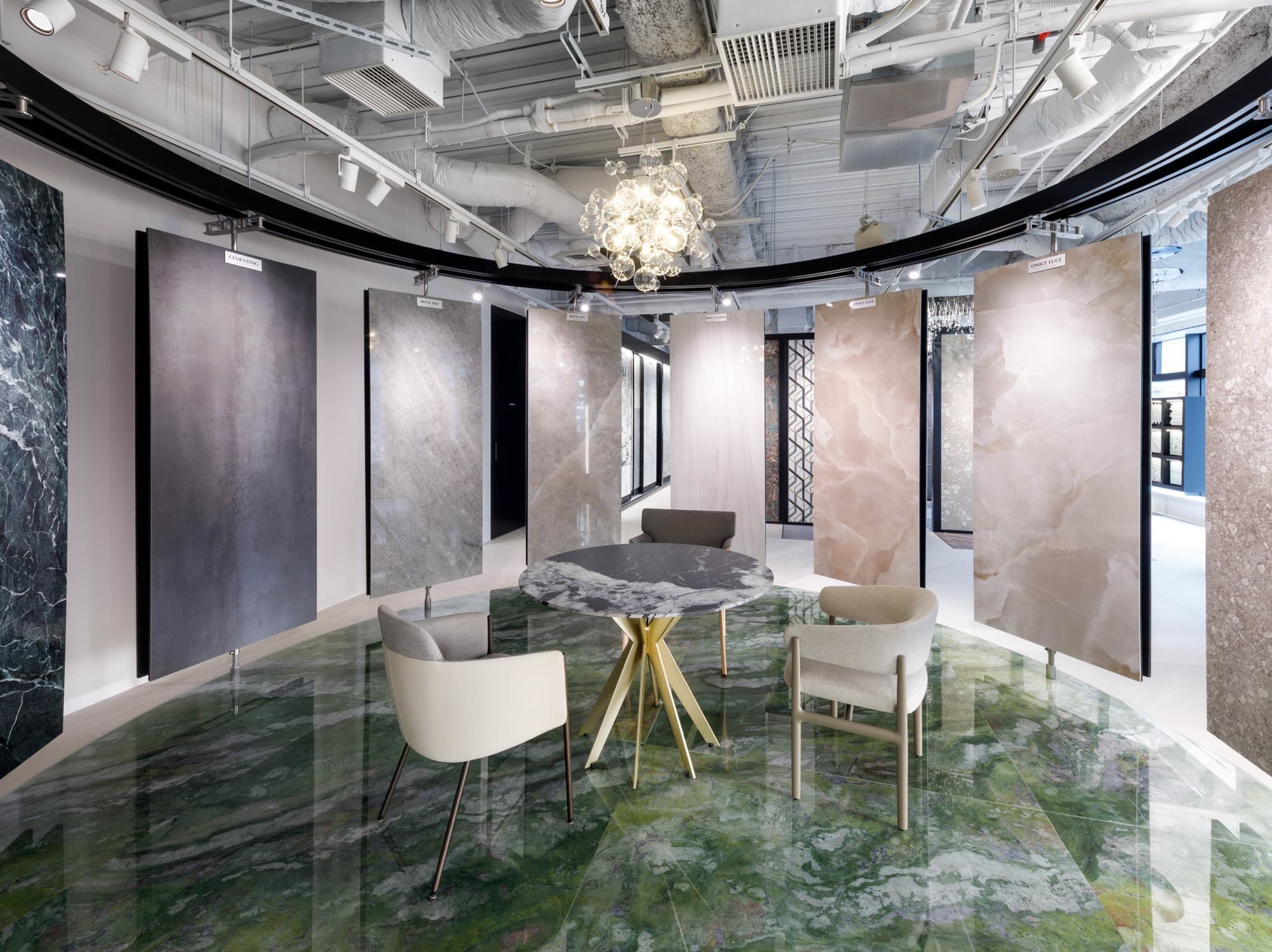 名古屋モザイク工業「札幌ショールーム」リニューアルオープンのご案内