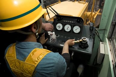 「保守用車操縦体験」イメージ02