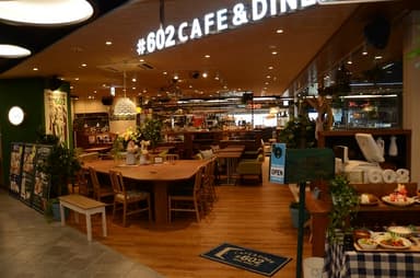 「#602 CAFE&DINER 福岡ソラリアプラザ店」店内