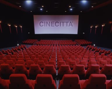 CINECITTA'(チネチッタ)劇場内