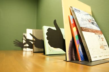 Book Stand_Hand_good