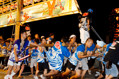 たてもん祭り(じゃんとこい魚津まつり) 2