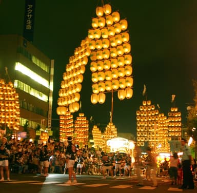 秋田の竿燈(イメージ)