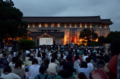 2016年7月の「博物館で野外シネマ」の様子1