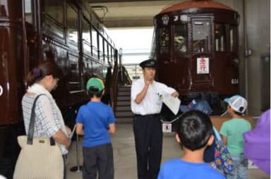 ＜まなび基地見学会の様子＞