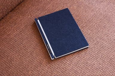 Log book：felt【navy】／グレー