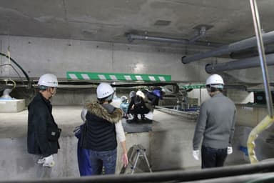 免震構造マンション地下免震ピット見学会