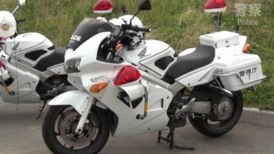 ホンダVFR 800P