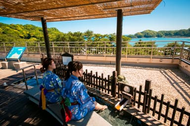 特典の色浴衣を着て屋上の足湯で癒しの時間を(休暇村南伊豆)