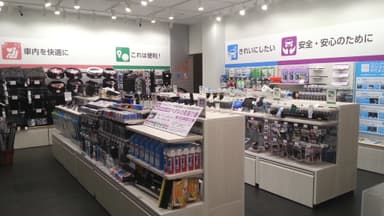 オートバックス秋田由利本荘店　売場