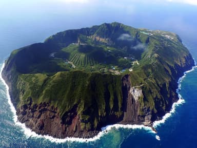 作品の舞台：青ヶ島