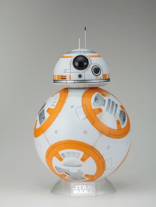 スター・ウォーズの「BB-8」を1/2サイズでプラモデル化　
バンダイ新技術の初採用で立体感を実現