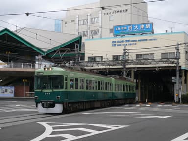 「春待ちヱビス号」に使用する大津線７００形車両