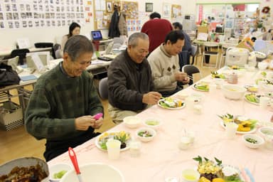 料理教室…男だって料理しなくちゃ！