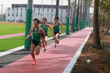 外周のランニング走路