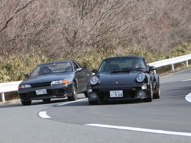 911ターボ vs スカイラインGT-R