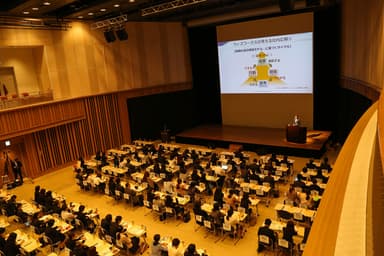 「社内報アワード2016」表彰イベントでの当社社長の講演