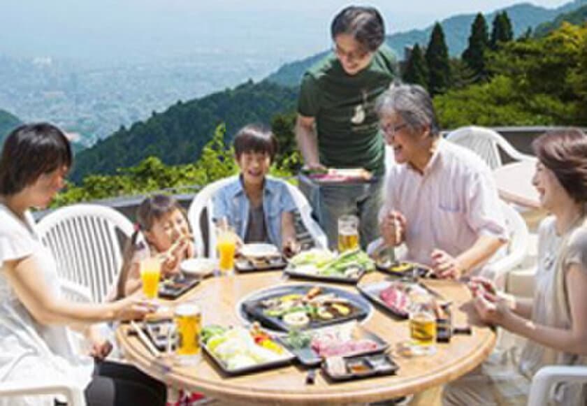 【ゴールデンウィーク】ランチタイムは屋外テラス開放！リゾート気分で楽しむファミリーBBQ　4月29日(土・祝)～5月7日(日)  バーベキューハウス The Grillにて開催