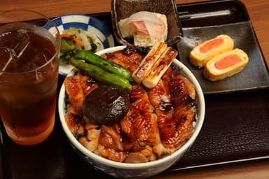 迅雷の憧れ戦国丼