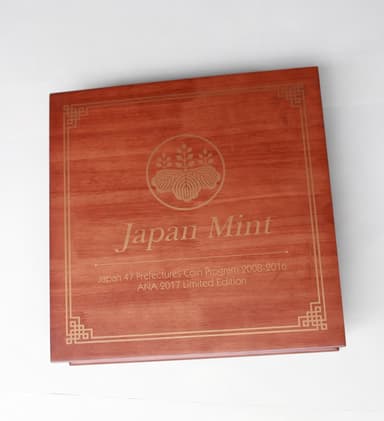 Japan Mintのロゴ入り