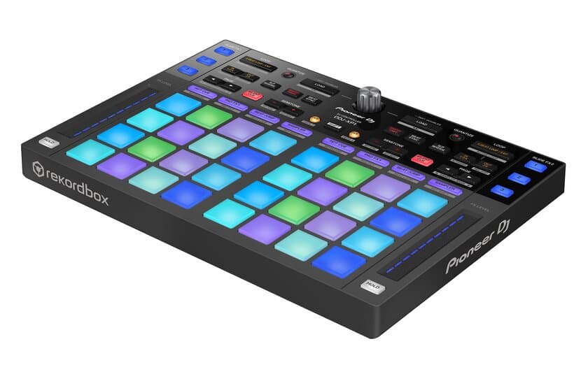 「x32 MULTI-COLOR PERFORMANCE PADS」を使った
個性的なDJプレイを可能にする「rekordbox dj」
「rekordbox dvs」専用コントローラー
「DDJ-XP1」を9月中旬に発売