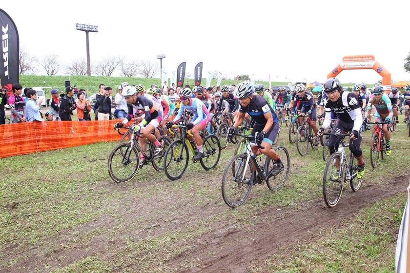 ～シーズン到来！自転車競技「シクロクロス」レースイベント～
「2017-2018茨城シクロクロス第2戦取手ステージ」開催案内
◎国際自転車競技連合(UCI)公認大会　Class2
◎ジャパンシクロクロスシリーズ第1戦(JCX#1)