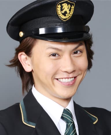 岡田亮輔