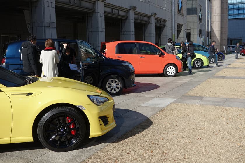 車両のカラーデザインコンテスト「オートカラーアウォード2017」
横浜美術館にて12月15日・16日に開催！