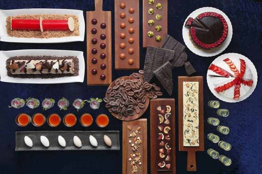 フランス産高級チョコレートとパティシエおすすめの食材を使った
スイーツビュッフェ「Christmas “Chocolat” Collection」
琵琶湖ホテル「イタリアンダイニング ベルラーゴ」にて
11月11日(土)から期間限定開催